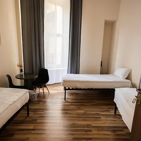 Albergue Fivehostel